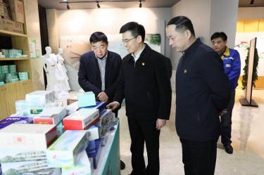 領導調研 | 平湖市委副書記、代市長周軍波一行蒞臨景興紙業(yè)調研交流