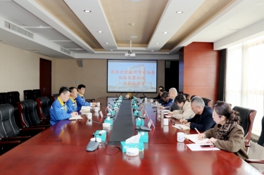 嘉興市司法局黨委委員、副局長(zhǎng)蔡加龍一行蒞臨景興紙業(yè)調(diào)研指導(dǎo)